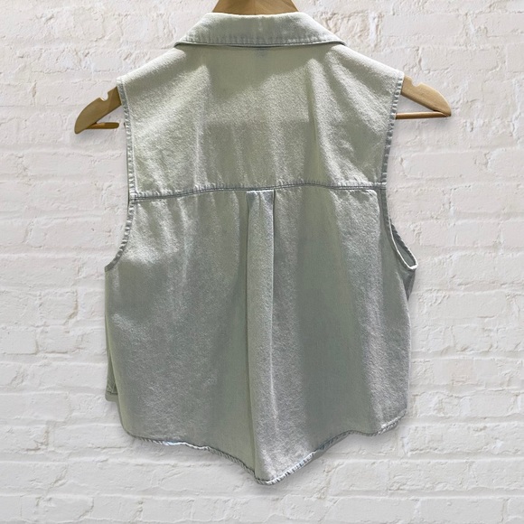 American Apparel 100% Cotton Light Denim Sleeveless Cropped Button-Down Tank Top - Picture 5 of 8